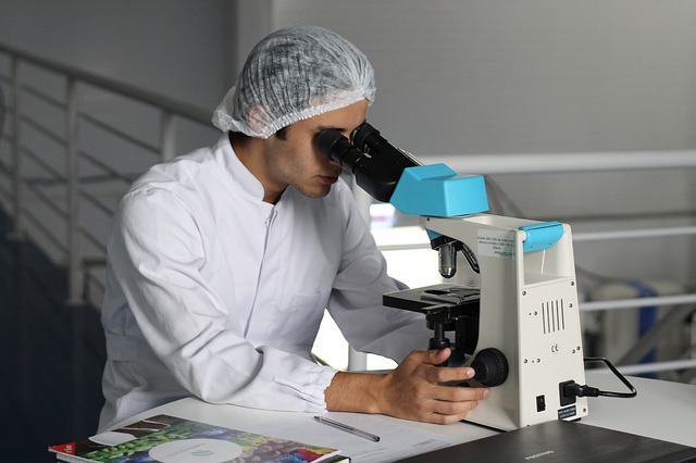 Física de Farmacia de la Universidad de Barcelona Física de Farmacia de la Universidad de Barcelona
